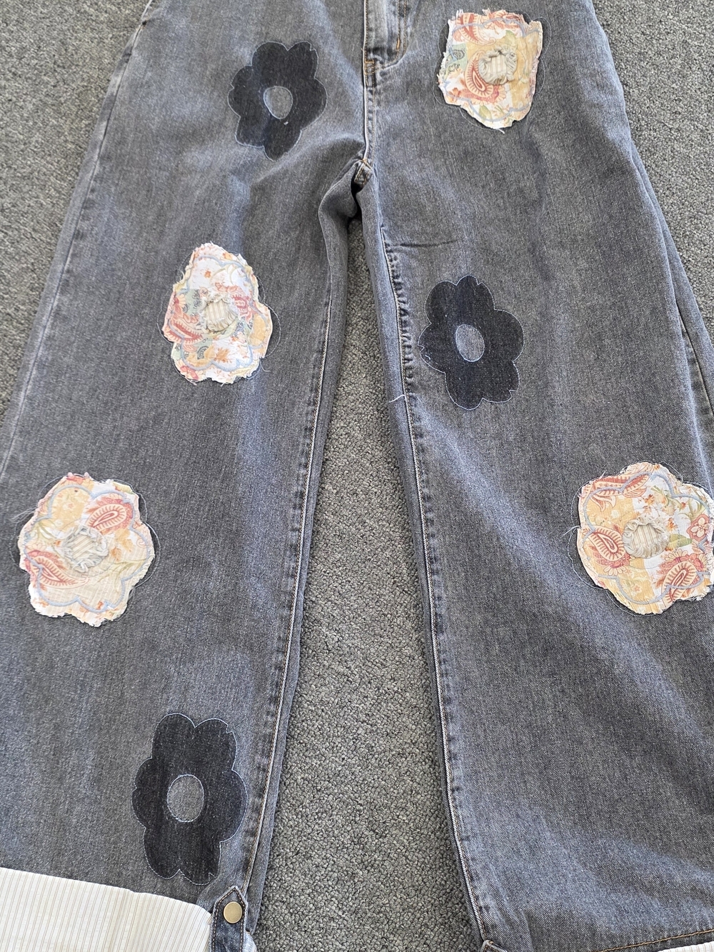 POL Gray Wide-Leg Jeans with Floral Patchwork